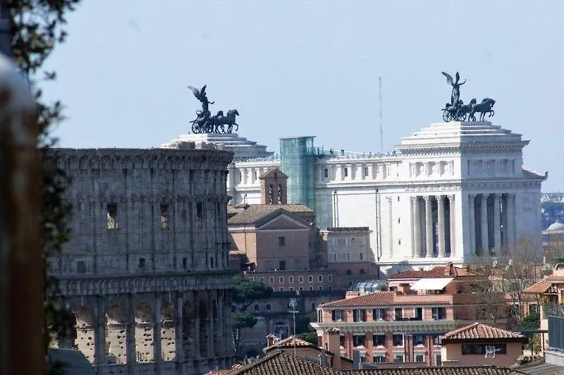 Flavius 3*, Rome