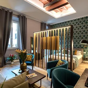 Tree Charme Parliament Boutique Rzym