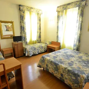 3* Hotel Tirreno